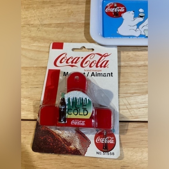 Coca Cola tray, ice cream scoop & magnet chip clip lot for Amy Coca Cola fan. - Picture 2 of 4